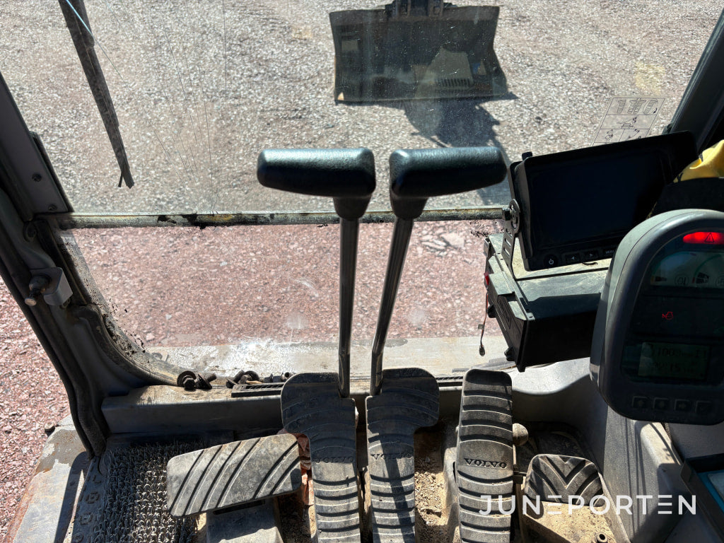 Grävmaskin Volvo EC 210B LC