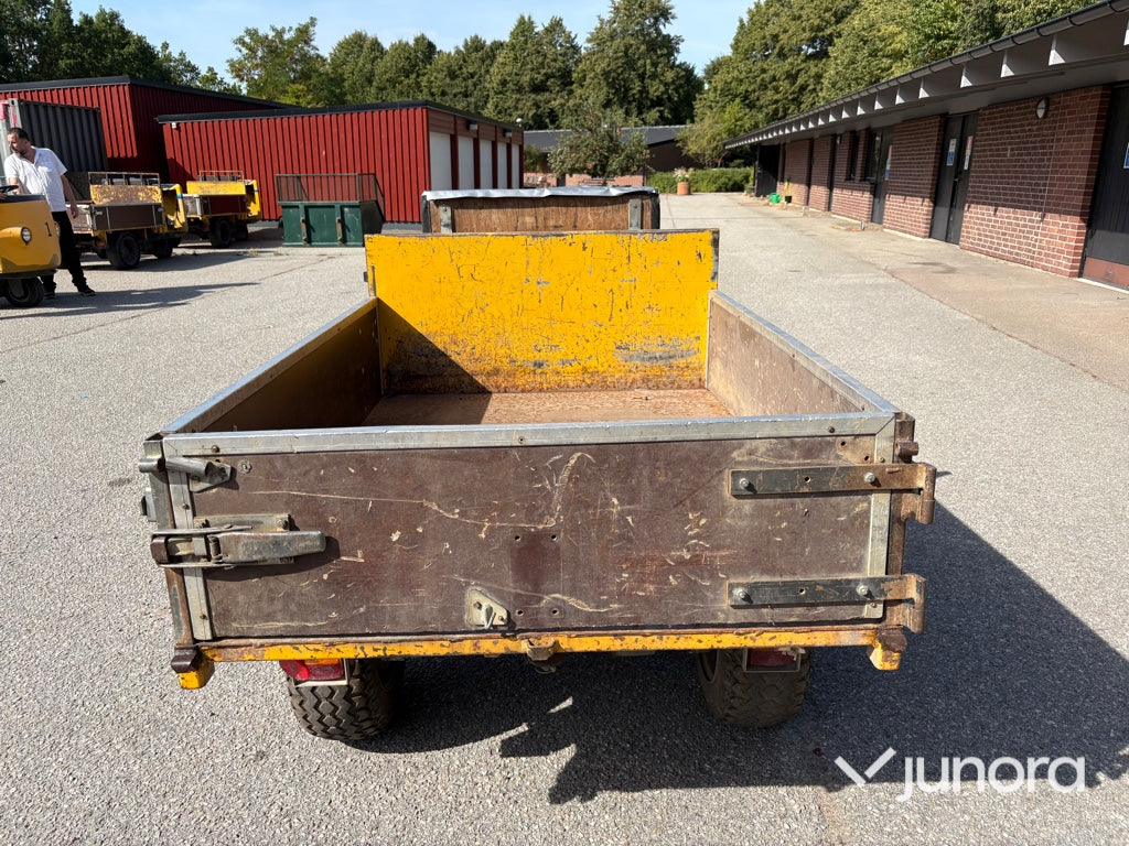 Eldriven flaktruck med trevägstipp – Alme TR10EL