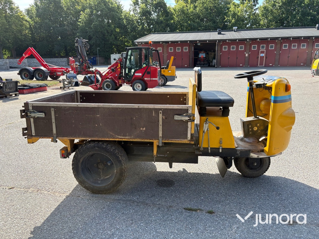 Eldriven flaktruck med trevägstipp – Alme TR10EL
