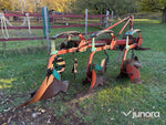 Treskärig plog Kverneland A3