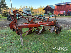 Treskärig plog Kverneland A3