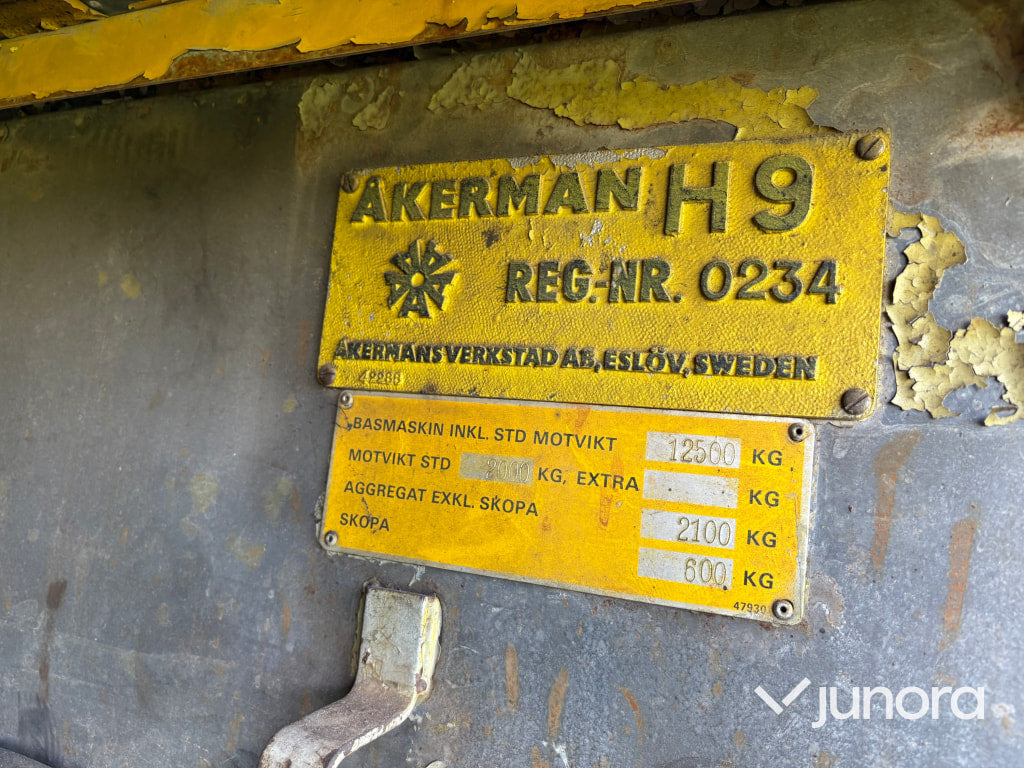 Grävmaskin Åkerman H9B