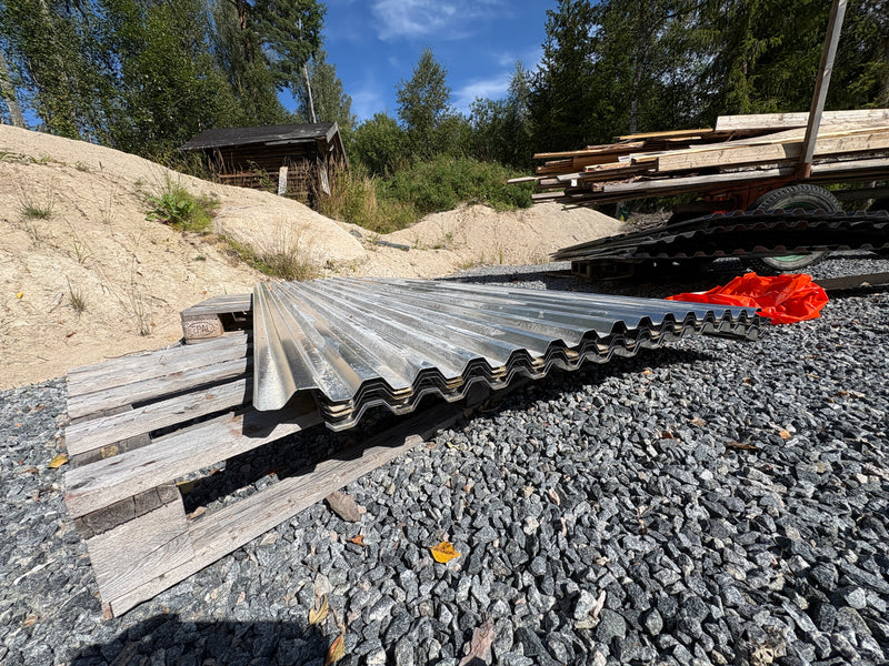 OANVÄNT Plåttak TP20