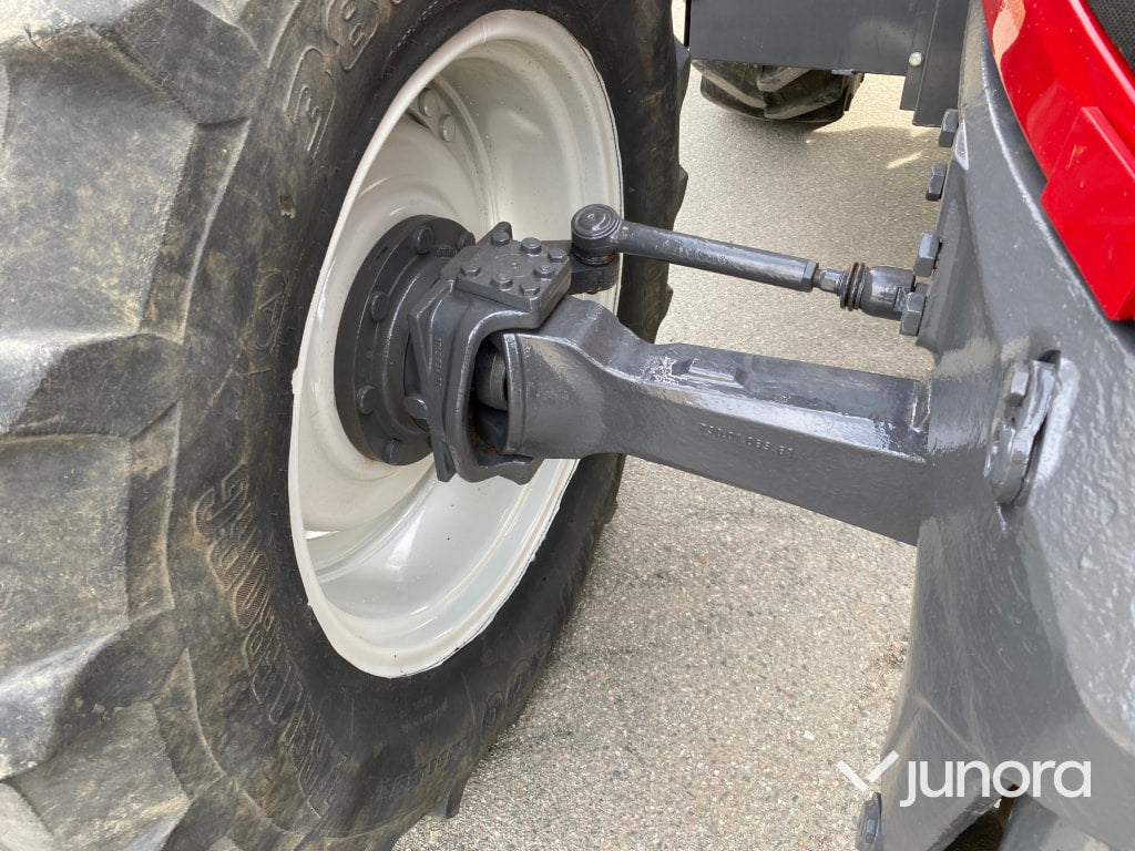 Traktor - Valtra N103.4 skogsutrustad