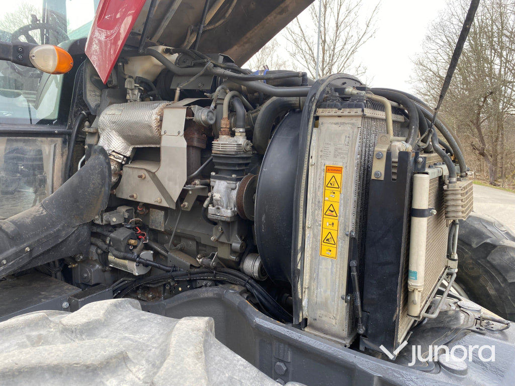 Traktor - Valtra N103.4 skogsutrustad