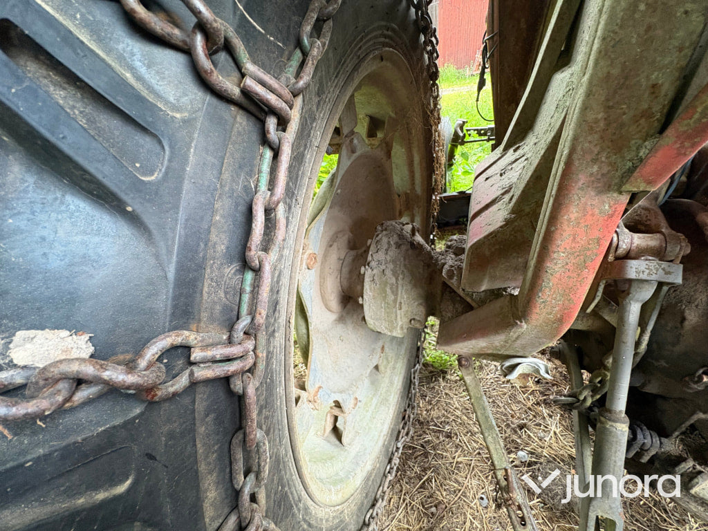 Traktor Massey-Ferguson 175-S