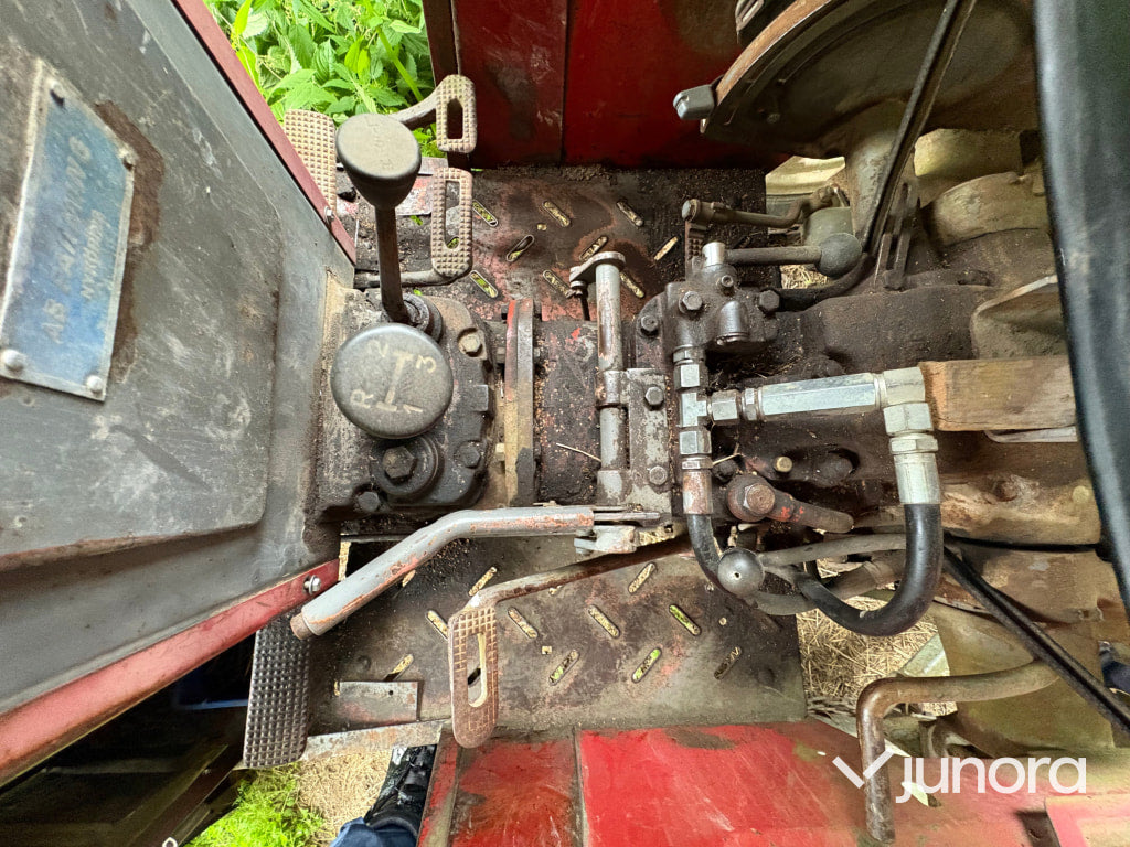 Traktor Massey-Ferguson 175-S