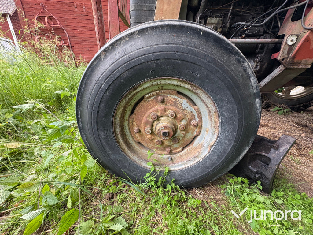 Traktor Massey-Ferguson 175-S