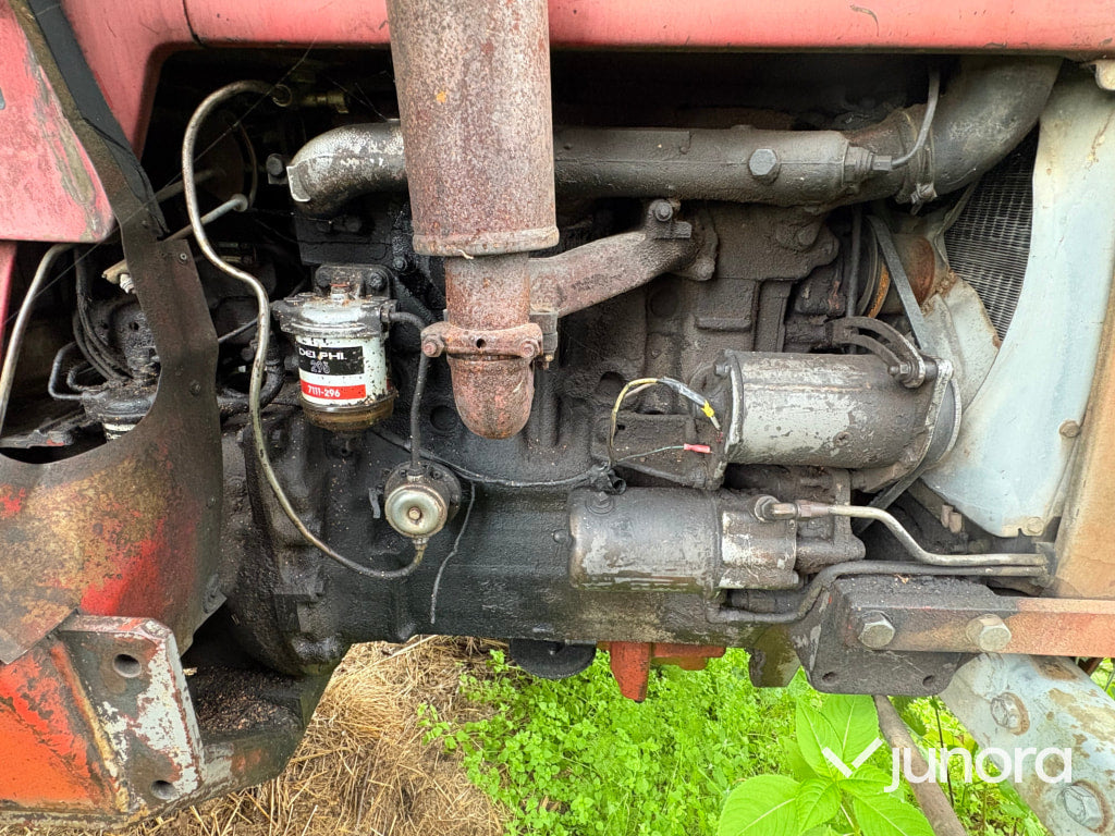 Traktor Massey-Ferguson 175-S