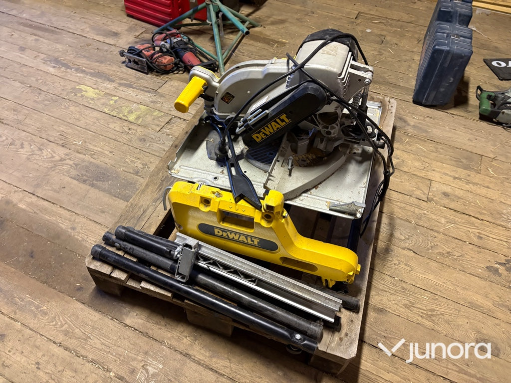 Kap / Gersåg - Dewalt, DW743N, Med klinga