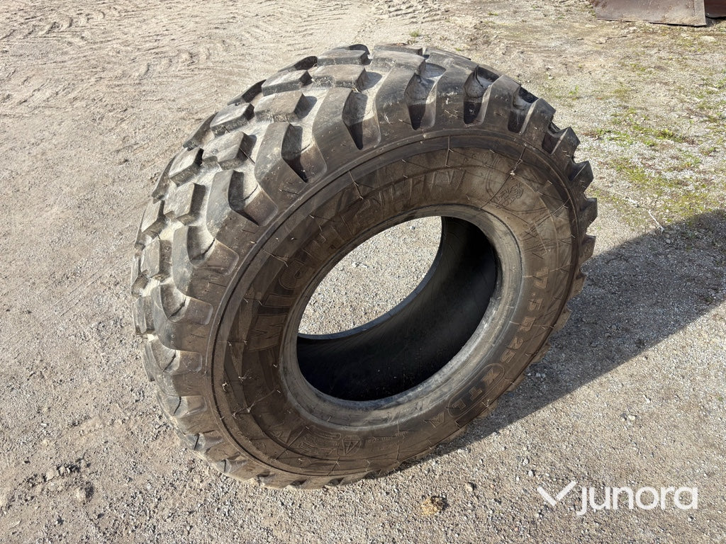 Däck - Michelin 17.5 R 25