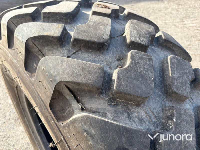 Däck - Michelin 17.5 R 25