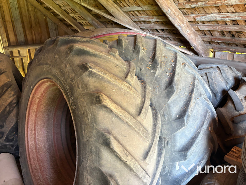 Dubbelmontage däck - 18.4-34