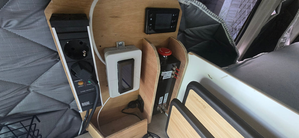 Campervan plåtis Fiat Ducato byggd husbil. 2017