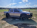 Nissan Double Cab Navara A-traktor