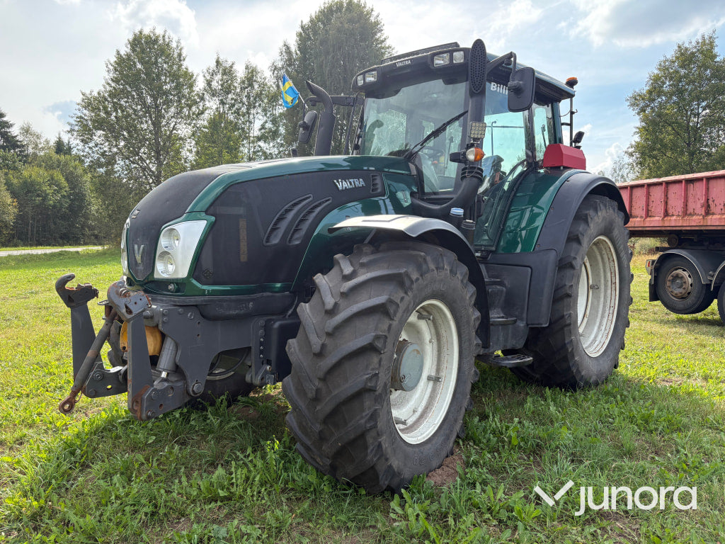 Valtra T203