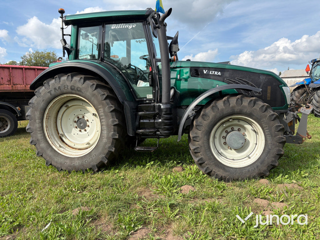 Valtra T203