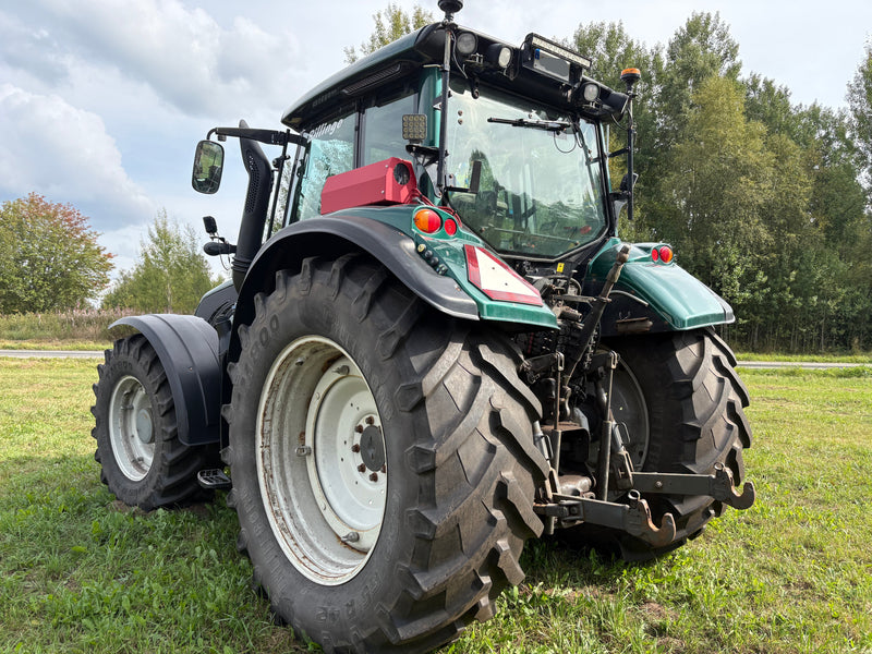 Valtra T203