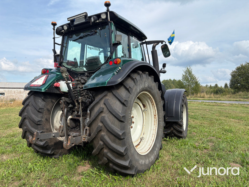 Valtra T203