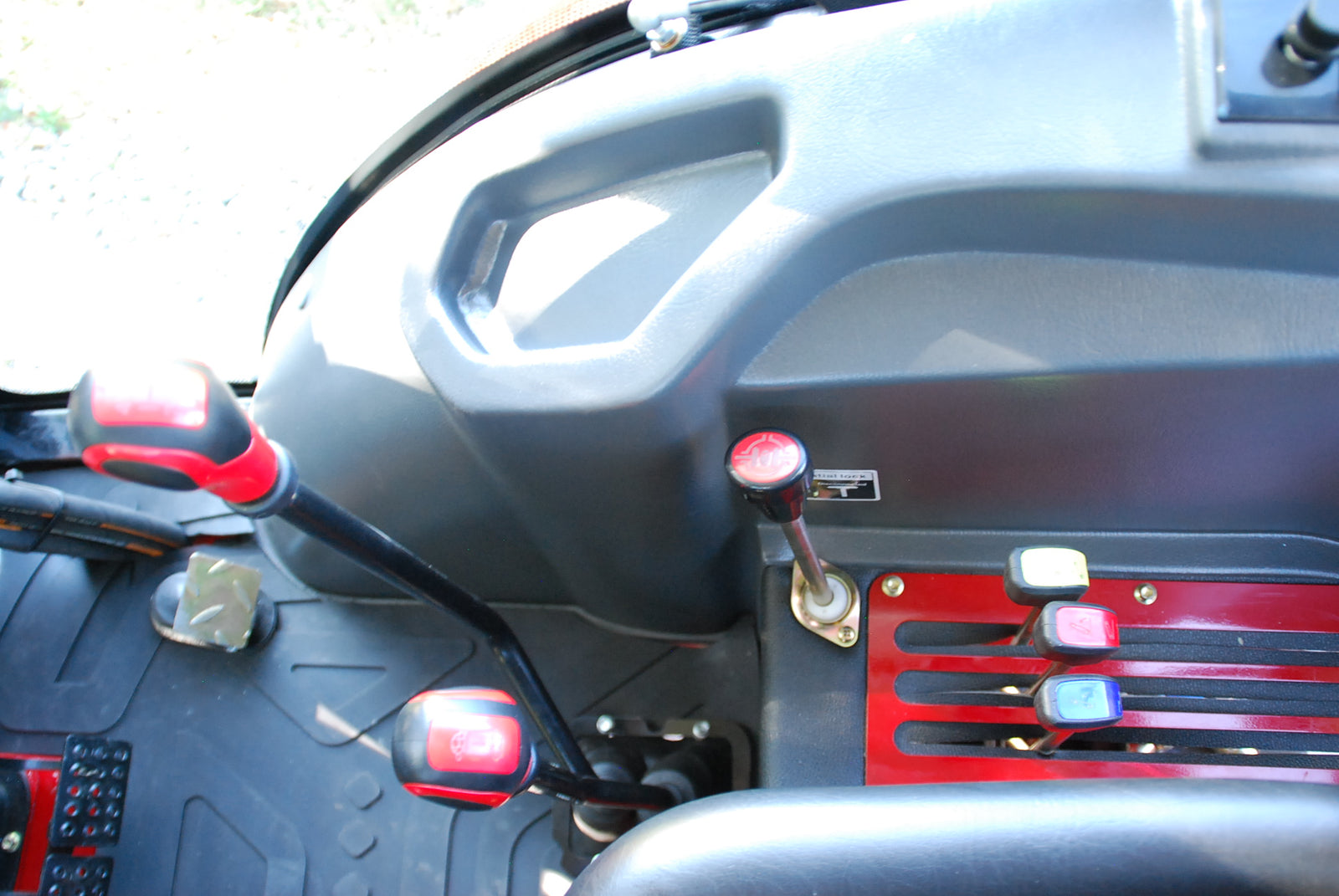Traktor Gårdstrac 254 C 4WD med lastare
