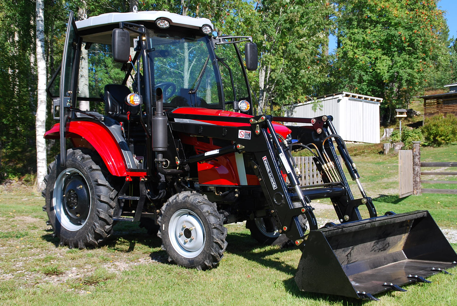 Traktor Gårdstrac 254 C 4WD med lastare