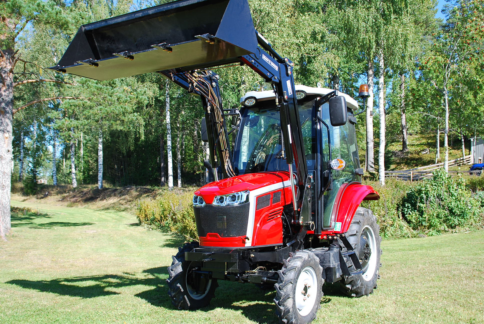 Traktor Gårdstrac 254 C 4WD med lastare