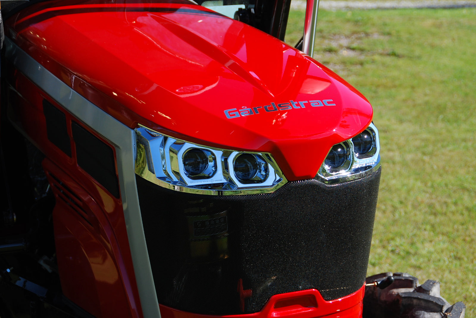 Traktor Gårdstrac 254 C 4WD med lastare