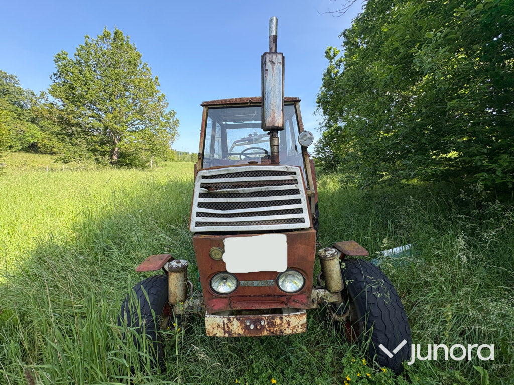 Traktor - Zetor Crystal 8011