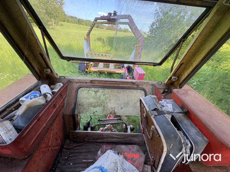 Traktor - Zetor Crystal 8011