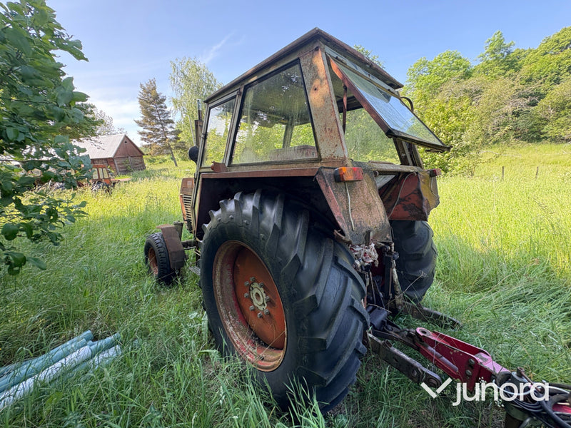 Traktor - Zetor Crystal 8011