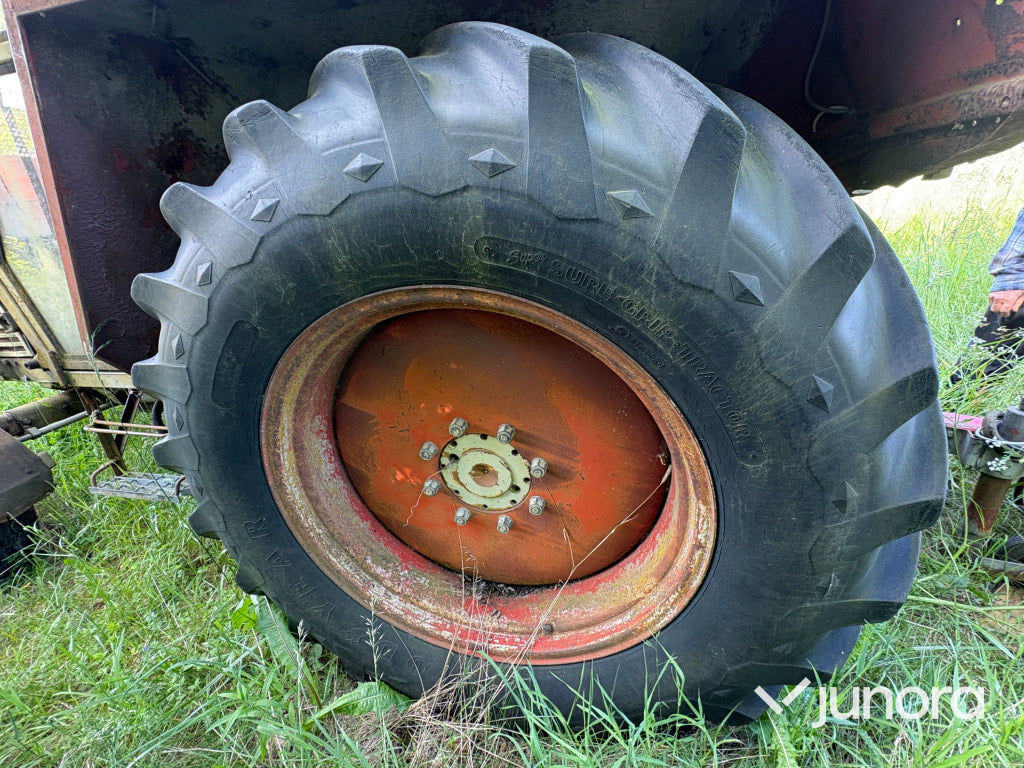 Traktor - Zetor Crystal 8011