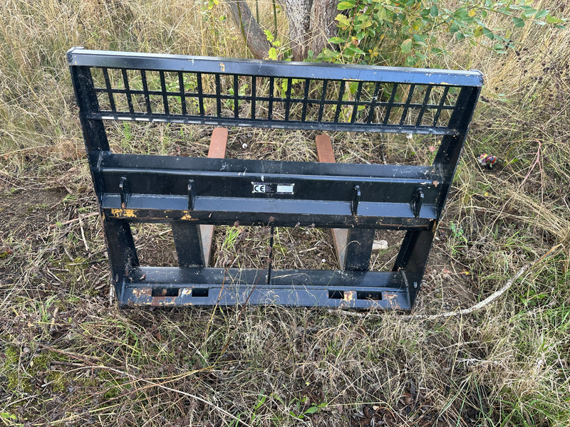 Bobcat 743