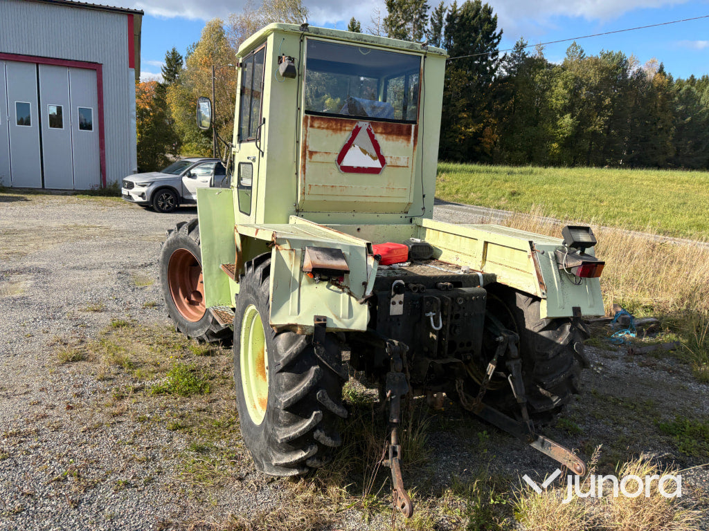 Mb Trac 680/ Traktor