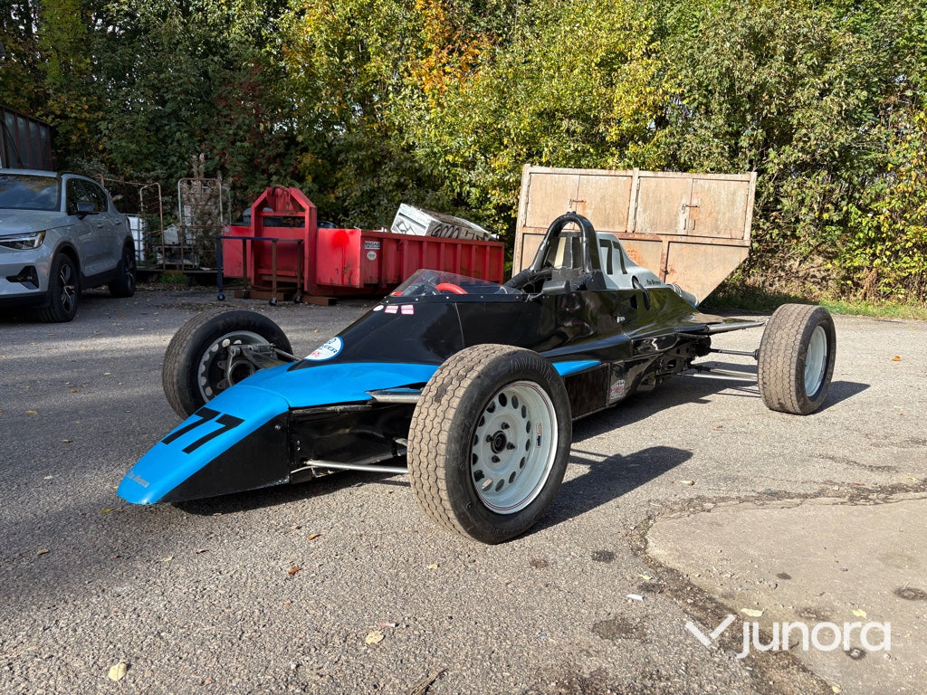 Tävlingsbil - Van Diemen RF85