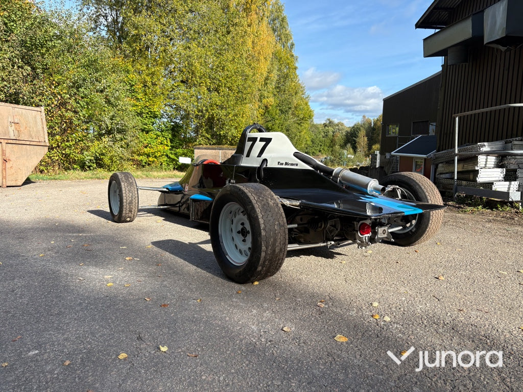 Tävlingsbil - Van Diemen RF85