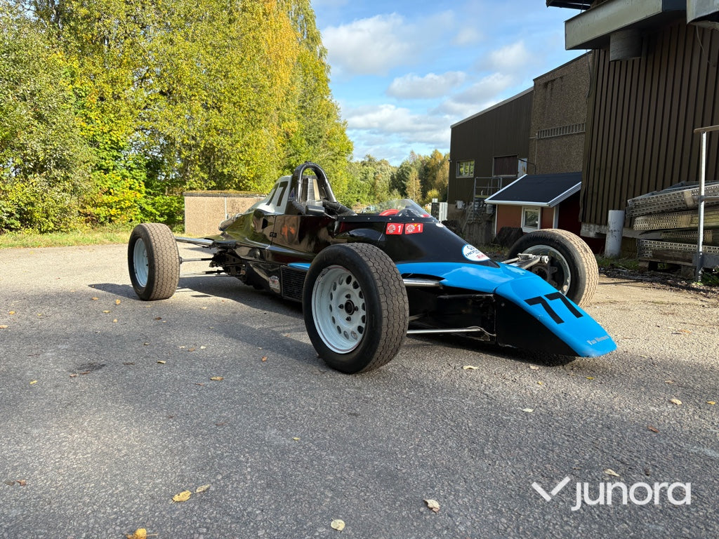 Tävlingsbil - Van Diemen RF85