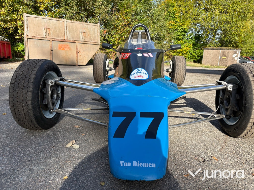 Tävlingsbil - Van Diemen RF85