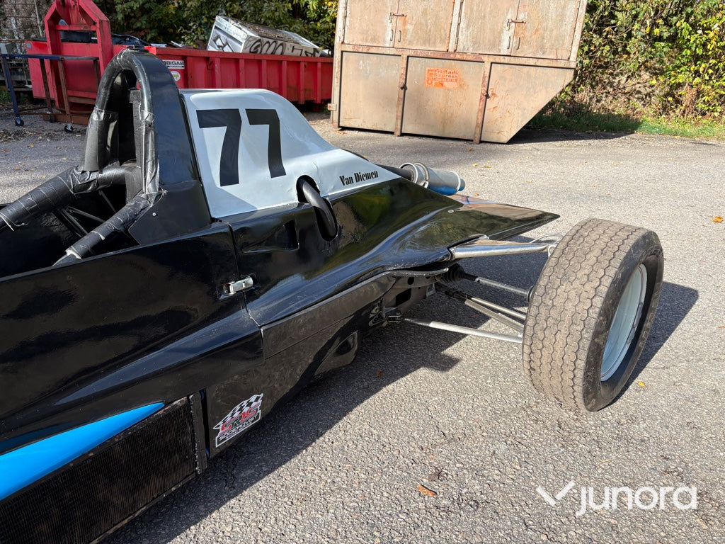 Tävlingsbil - Van Diemen RF85