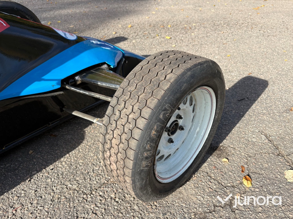 Tävlingsbil - Van Diemen RF85