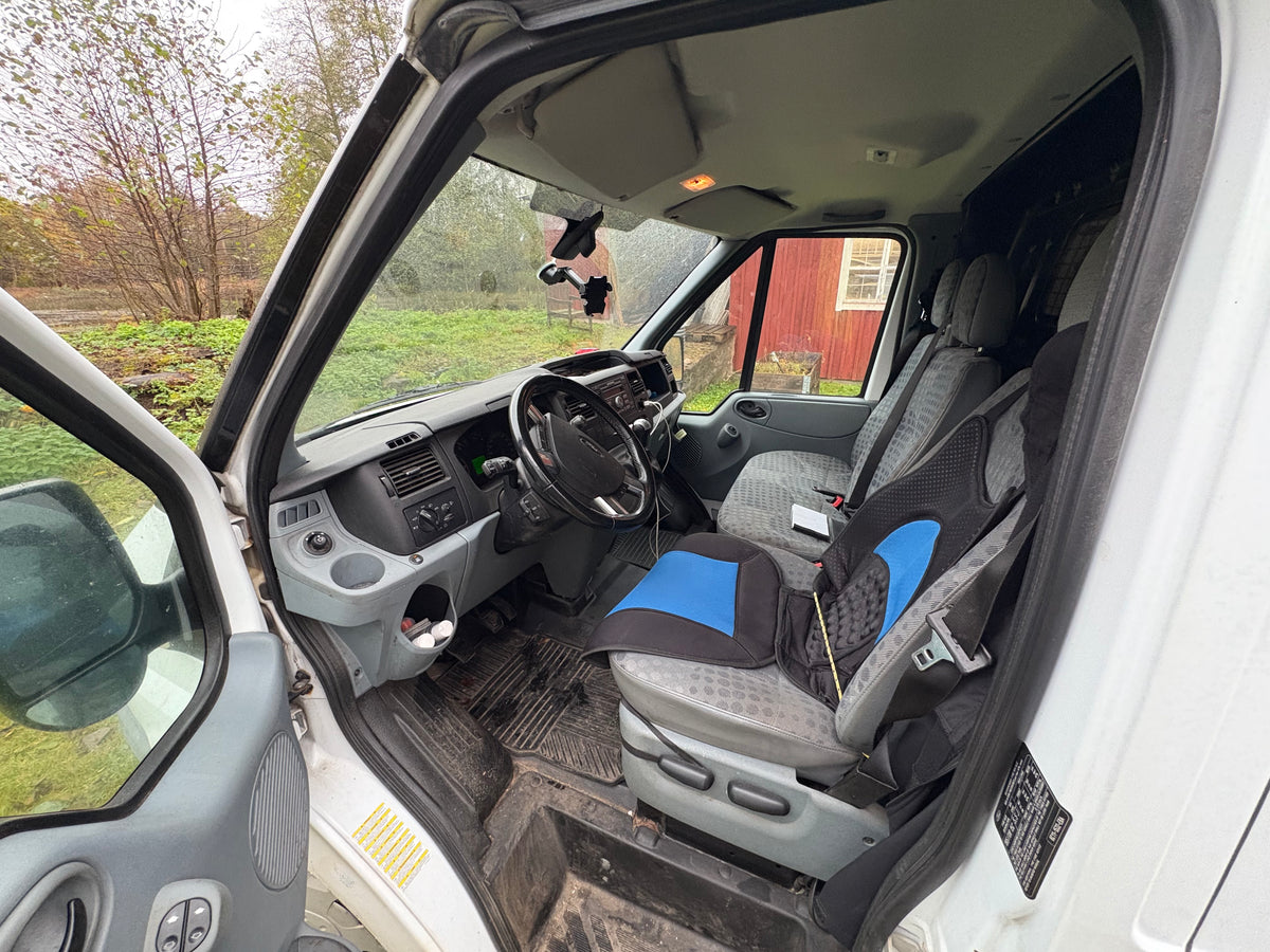 Lätt lastbil - Ford, Transit