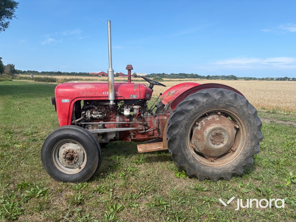 Traktor - Massey Ferguson, 35