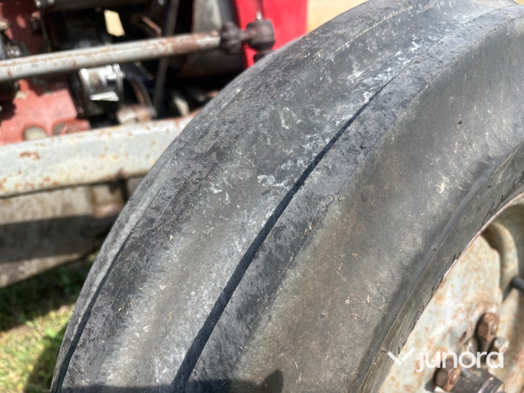 Traktor - Massey Ferguson, 35