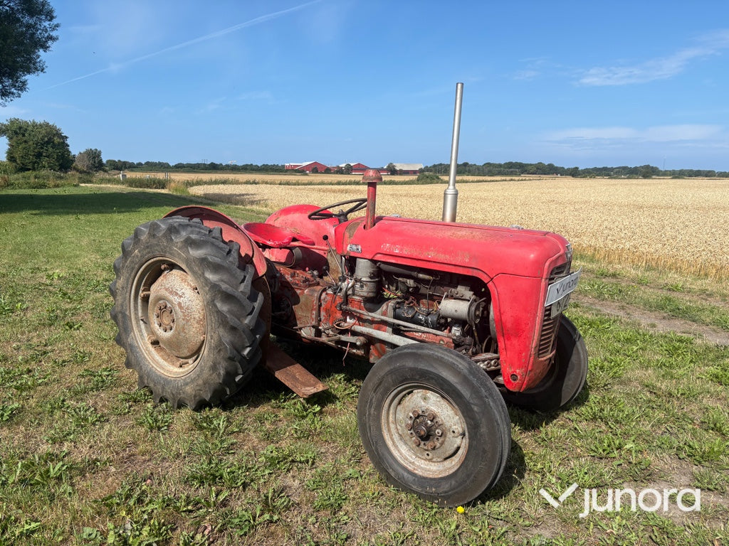 Traktor - Massey Ferguson, 35