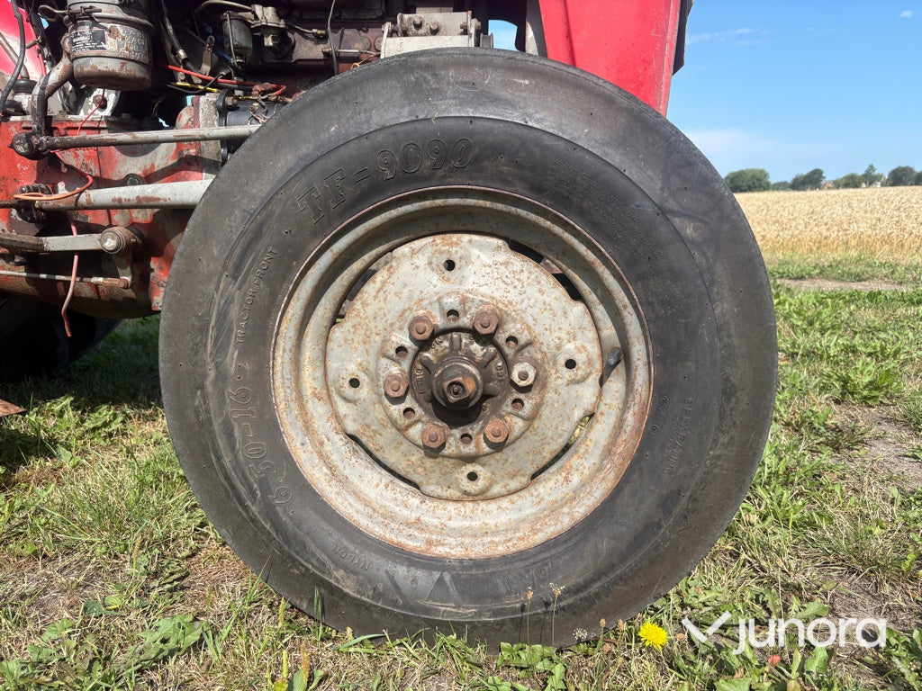 Traktor - Massey Ferguson, 35