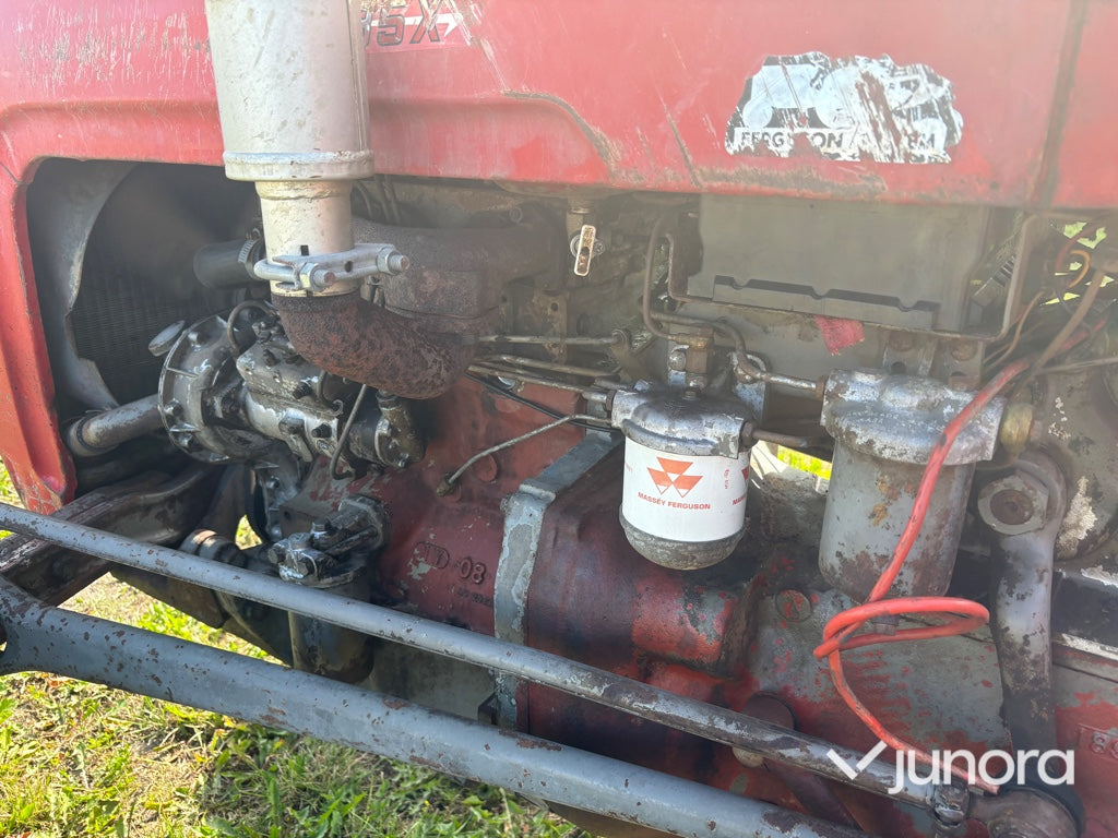 Traktor - Massey Ferguson, 35