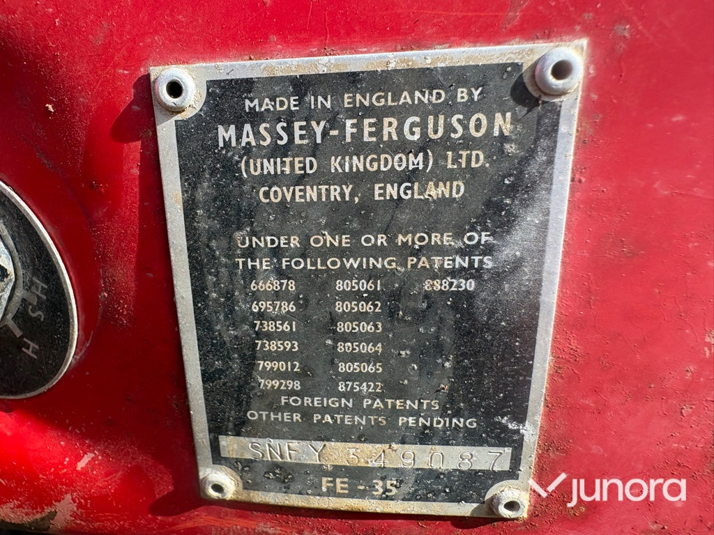 Traktor - Massey Ferguson, 35