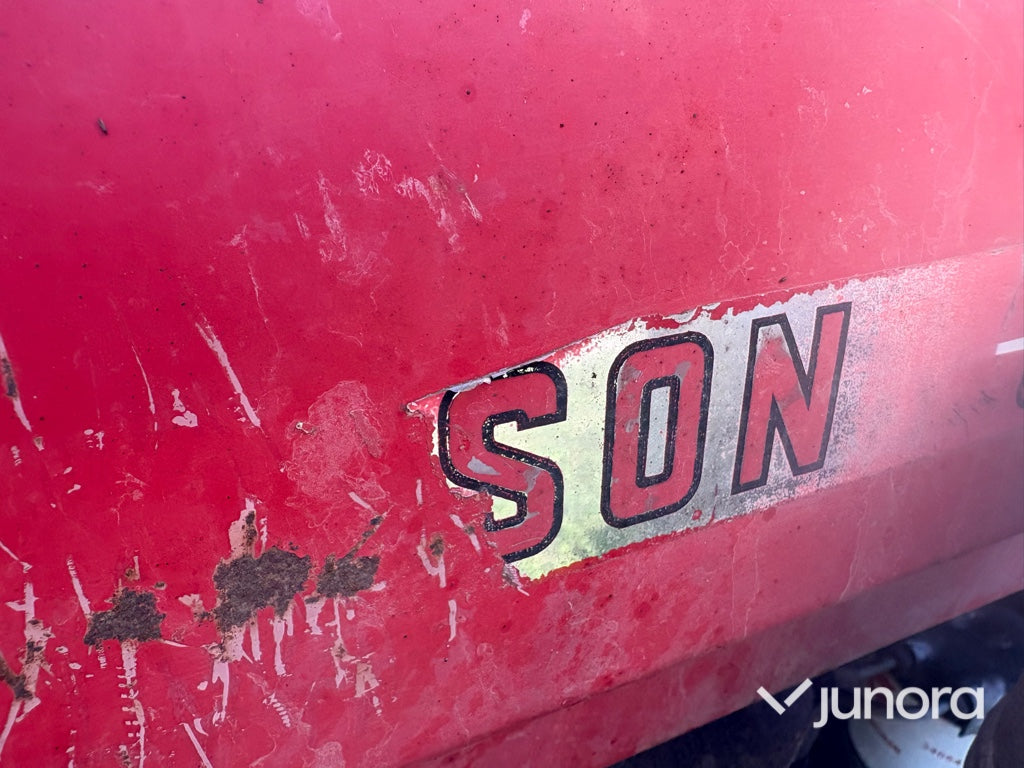 Traktor - Massey Ferguson, 35