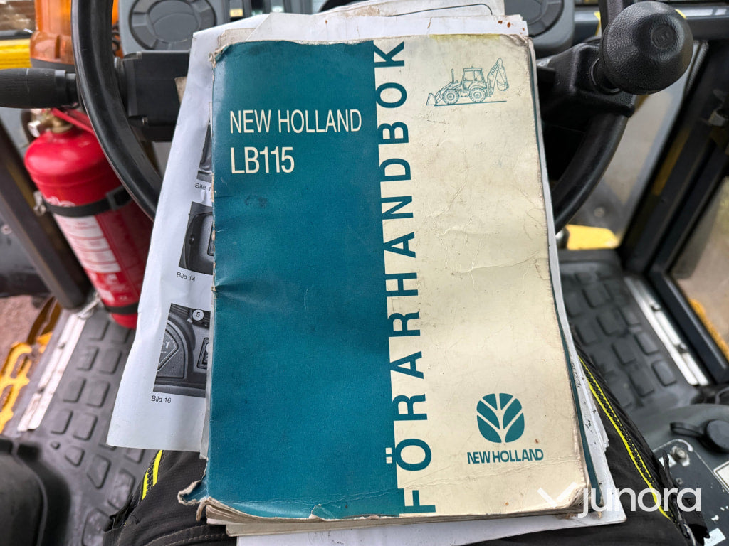 Traktorgrävare - New Holland LB115