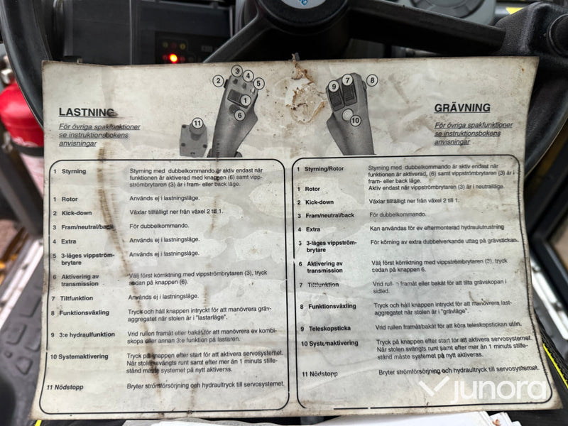 Traktorgrävare - New Holland LB115