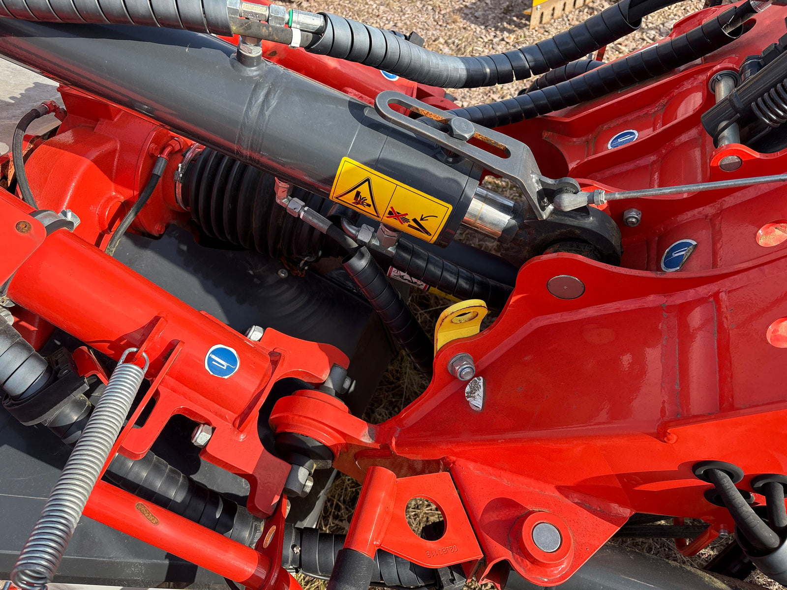 Slåtterkross - Butterfly, Kuhn, FC 8830 D